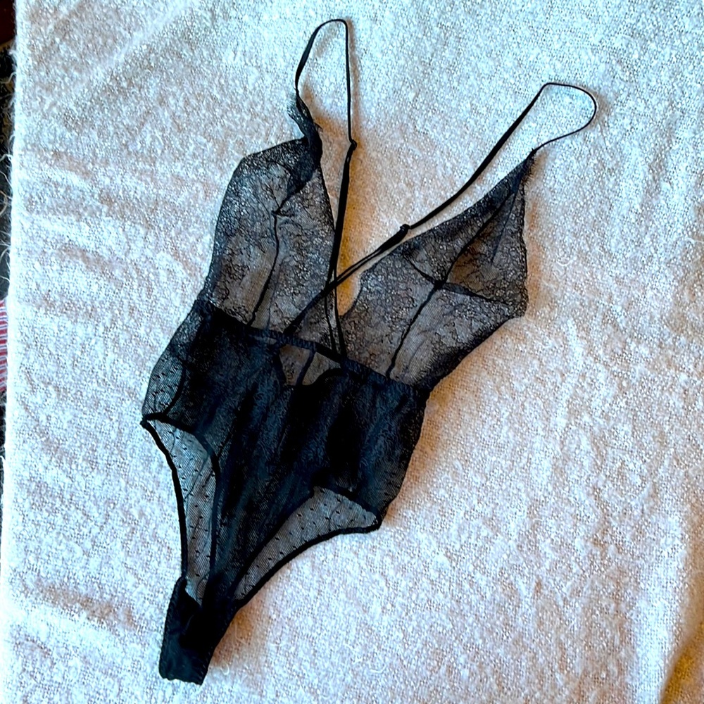 Victoria’s Secret sexy black lace teddy - medium